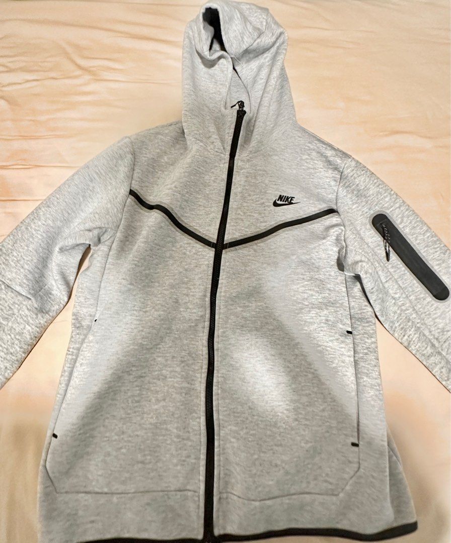 Nike tech fleece measurements deals