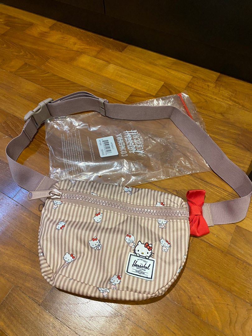 Herschel hello kitty fanny pack black top