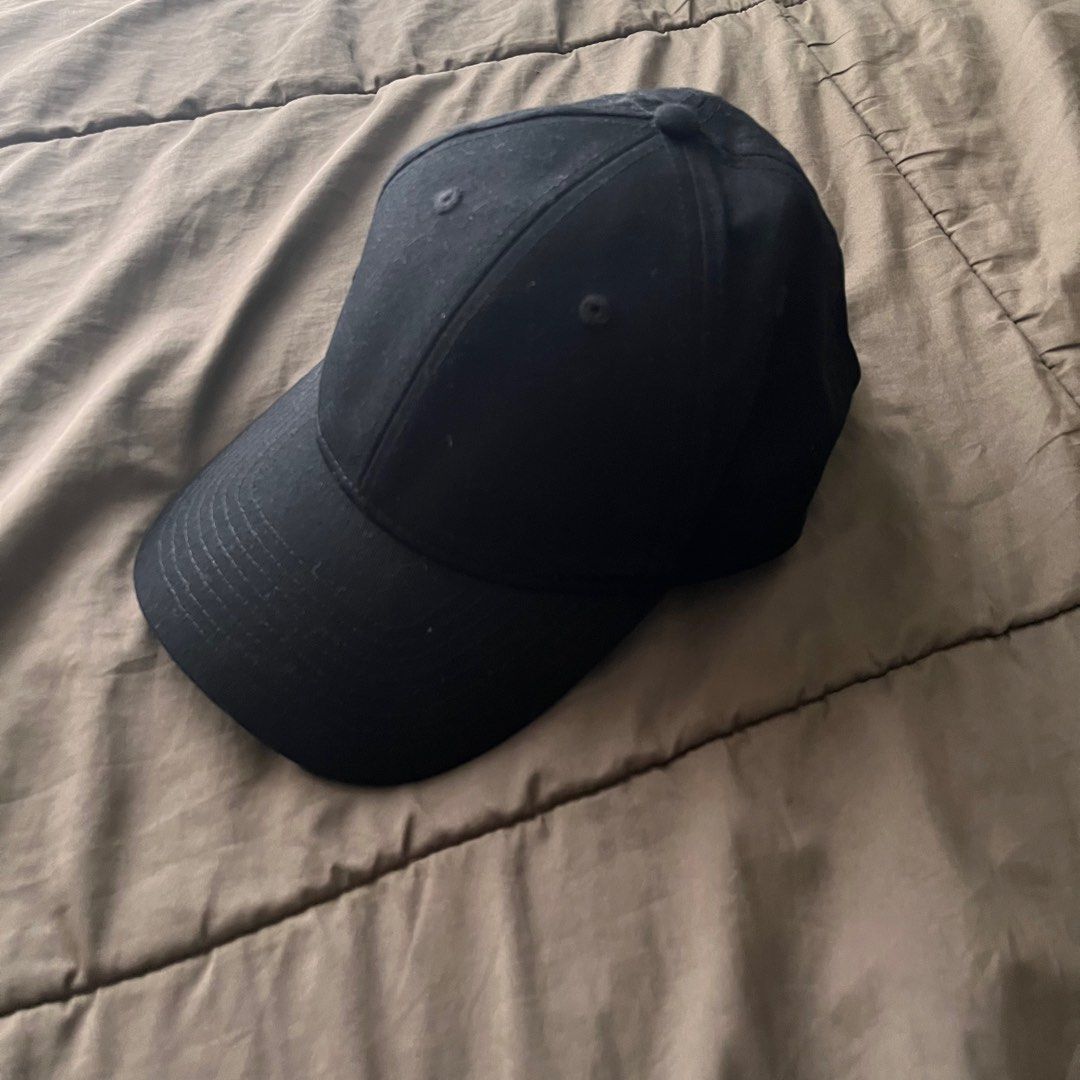 Black cap sale h&m