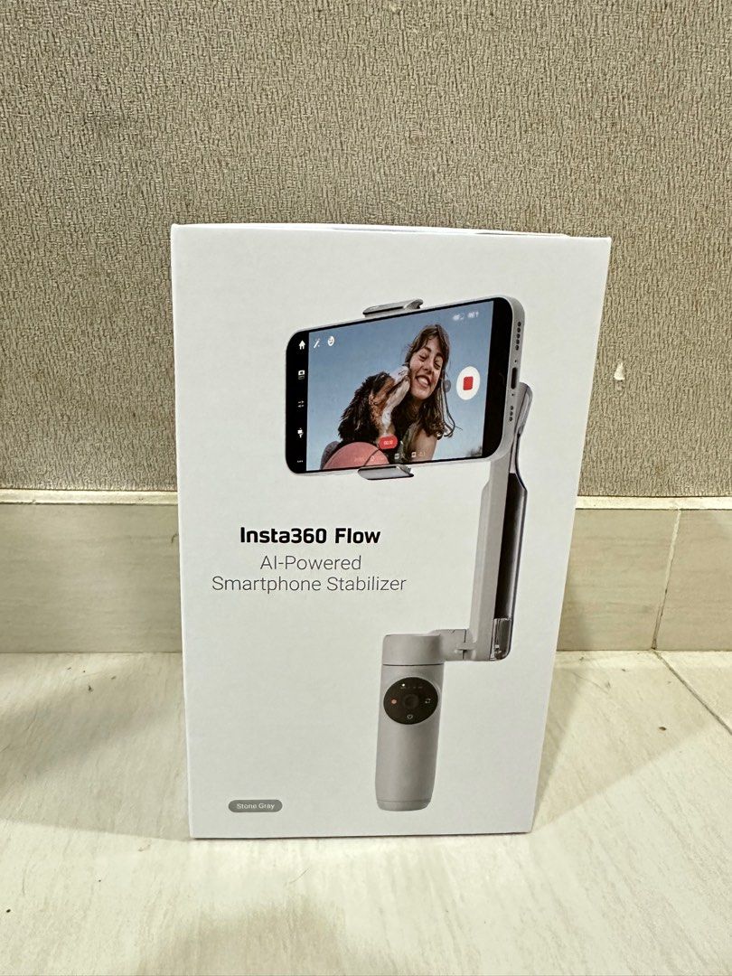 Insta360 Flow Smartphone Gimbal Stabilizer - Grey
