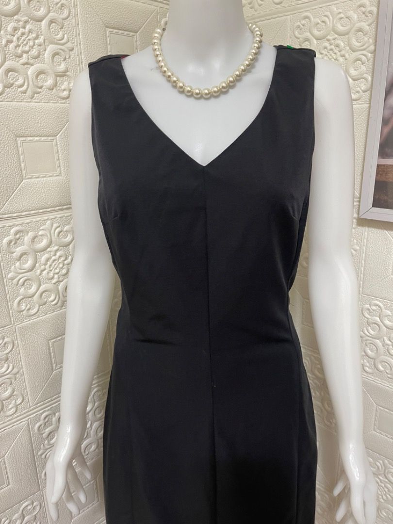 Isaac mizrahi top black dress