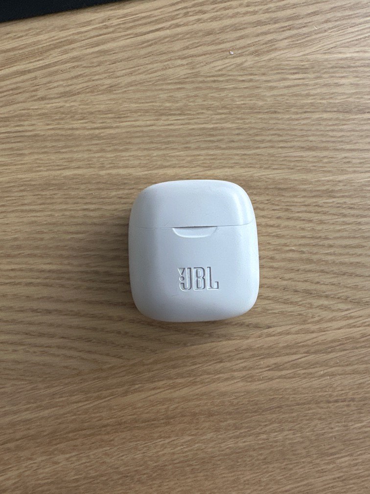 JBL Tune 225TWS True Wireless Earbud Headphones Audio Earphones