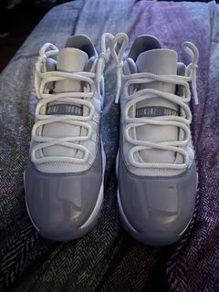 Jordan 11 Retro Low Cement Grey