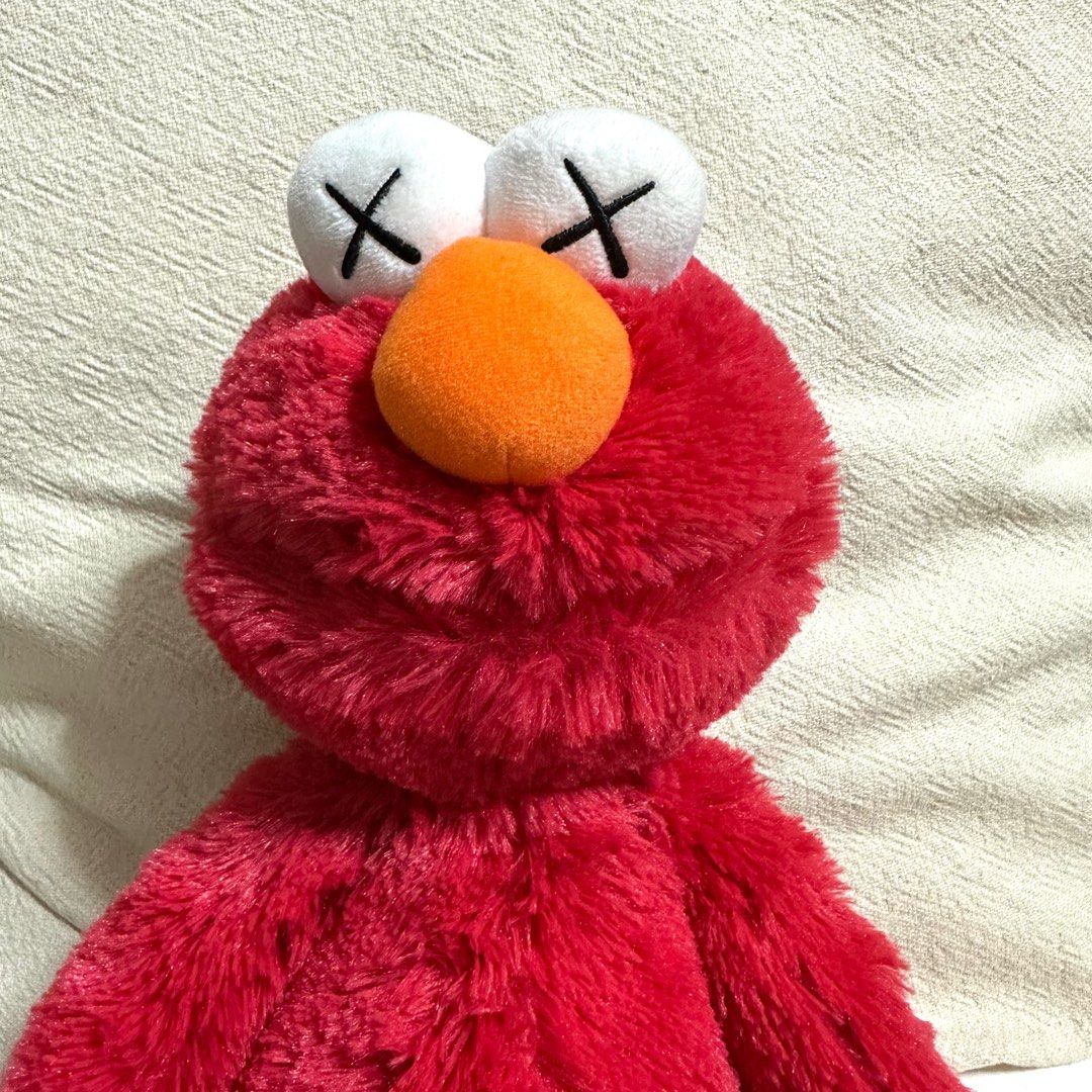 Uniqlo elmo soft toy cheap