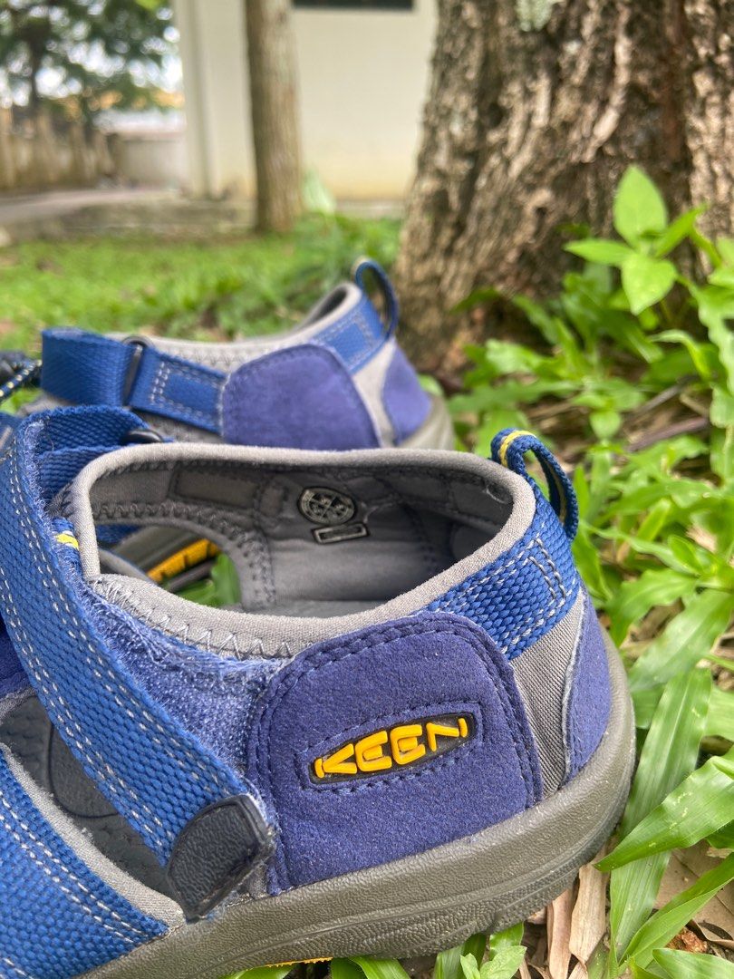 Puma sandals deepblue best sale