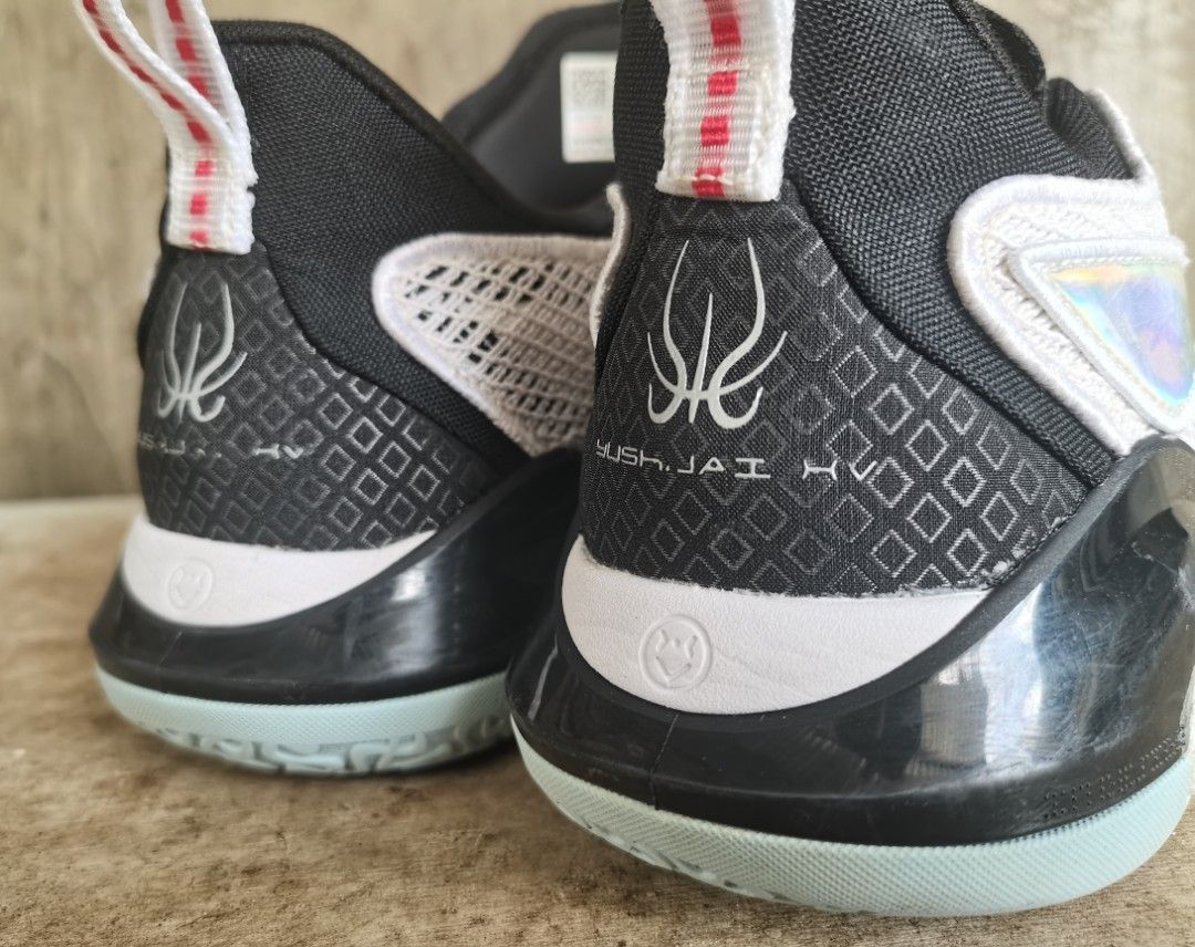 Lining Yushuai 15 v2 Low, Men's Fashion, Footwear, Sneakers on Carousell