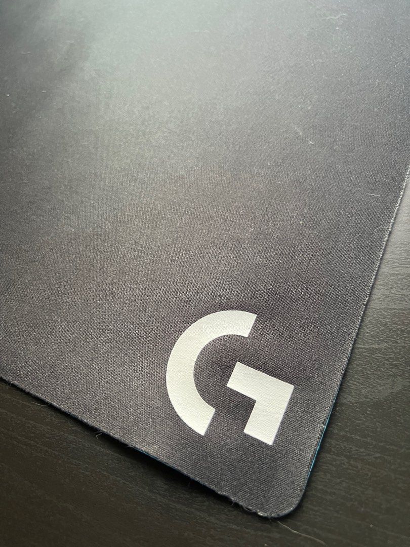 Logitech ultra thin Mouse pad, Computers & Tech, Parts & Accessories