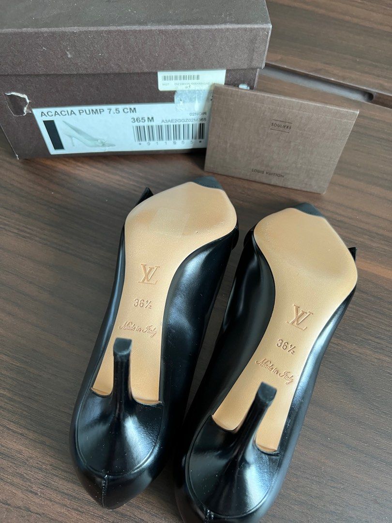 Acasha pump on sale
