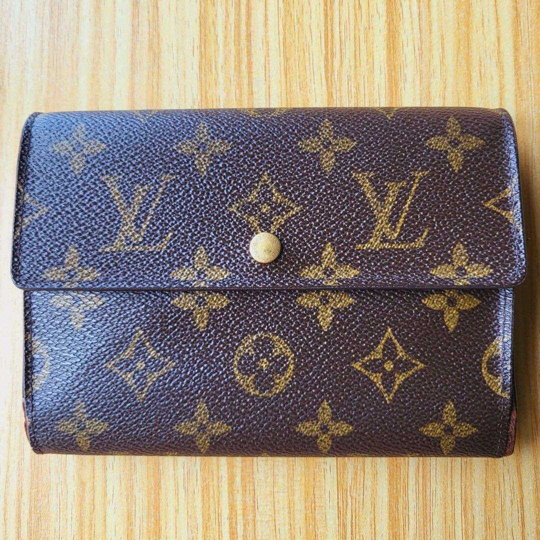 Louis Vuitton Double V Wallet, Luxury, Bags & Wallets on Carousell