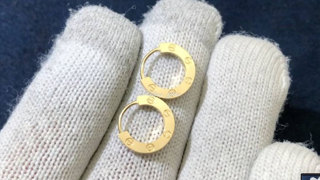 Gold best sale love earrings