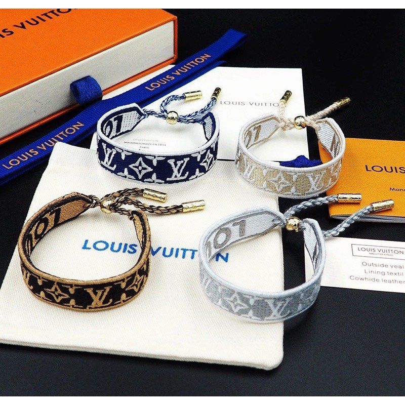 Louis Vuitton mother of pearl blossom bracelet preorder, Women's Fashion,  Jewelry & Organizers, Bracelets on Carousell