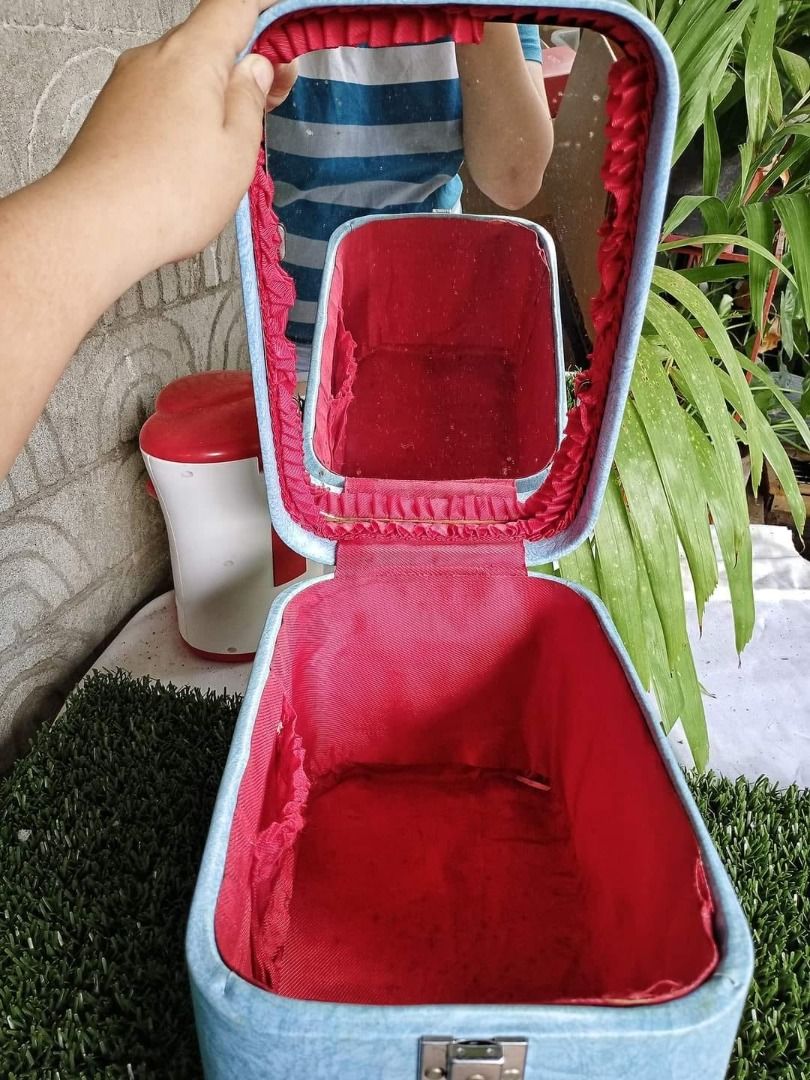 Makeup Organizer From Japan (Category: Storage Boxes & Baskets) located in Mati. Submitted by surkayconsumergoodstraiding (Listing ID 1251767120, Image 2). Description: large size..