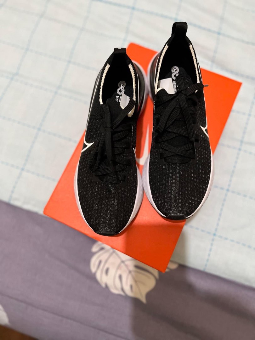 flyknit infinity run