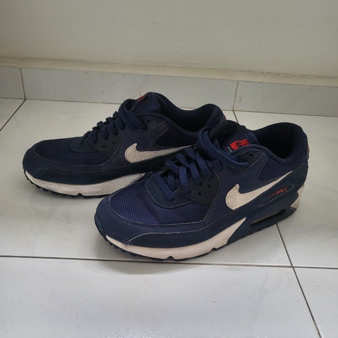 Nike Air Max 90 Men s Fashion Footwear Sneakers on Carousell