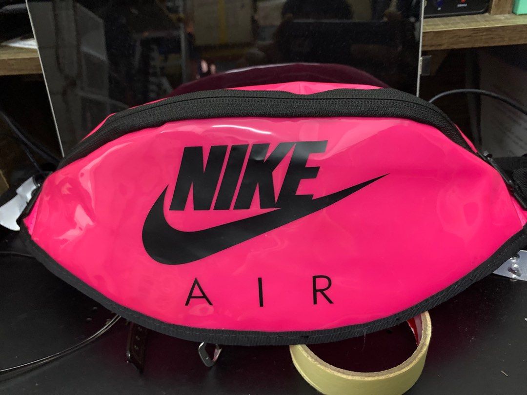 nike airmax pouch