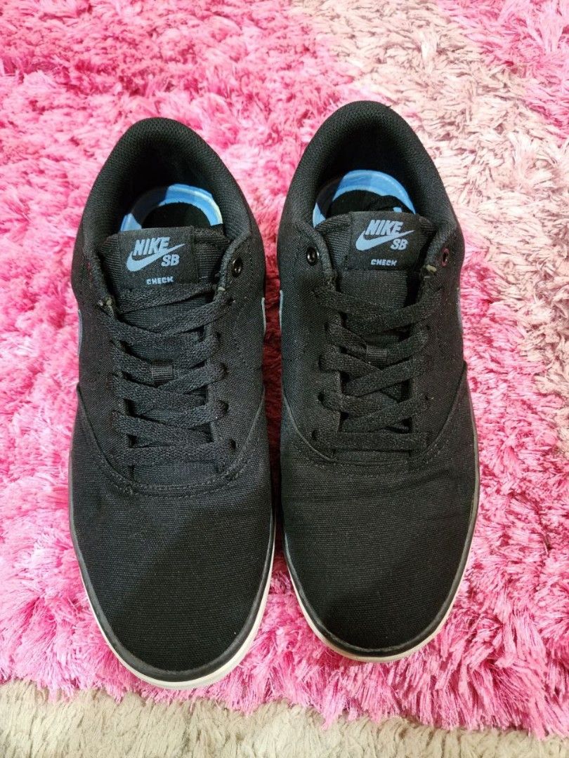 Nike solar hot sale canvas sneakers