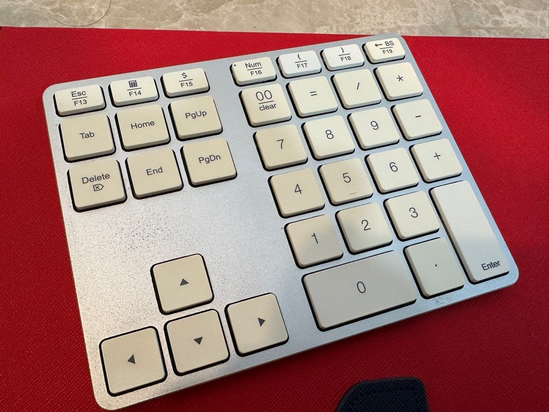 Number keypad ( Bluetooth ), Computers & Tech, Parts & Accessories