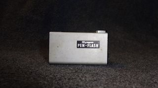 Olympus Pen-Flash manual camera flash