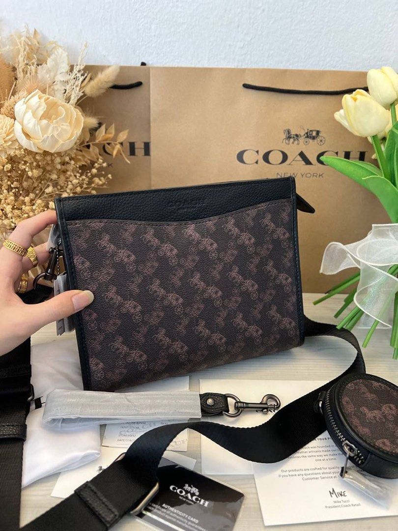 Coach outlet clutch sales