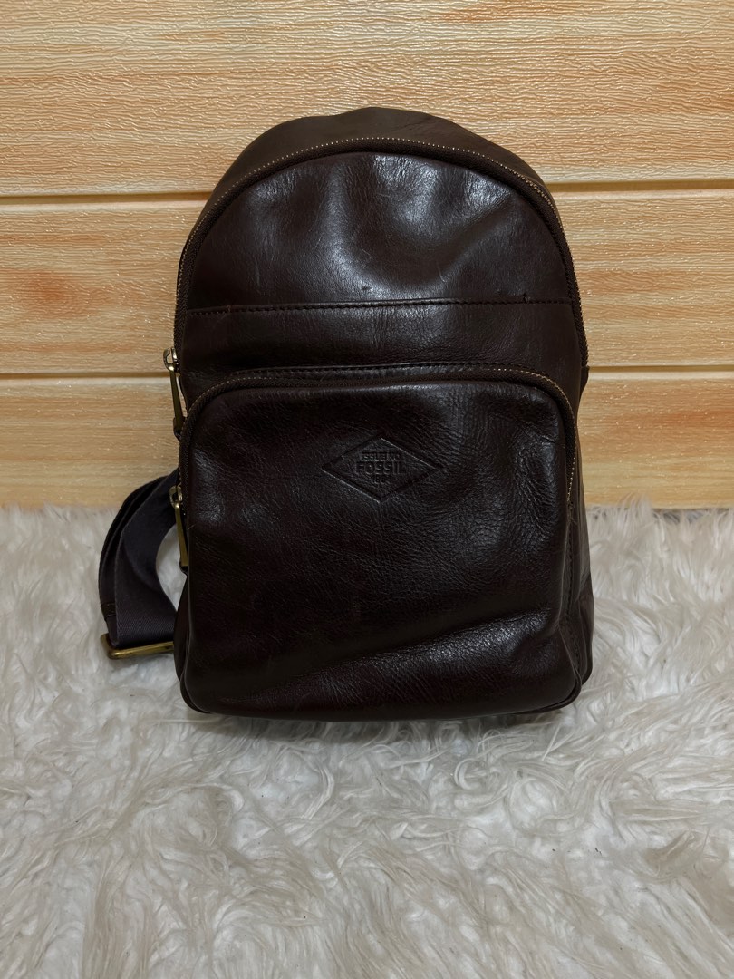 Original Fossil Body Bag on Carousell
