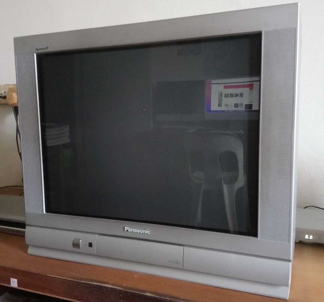 Panasonic Quintrix 25" CRT TV, TV & Home Appliances, TV & Entertainment