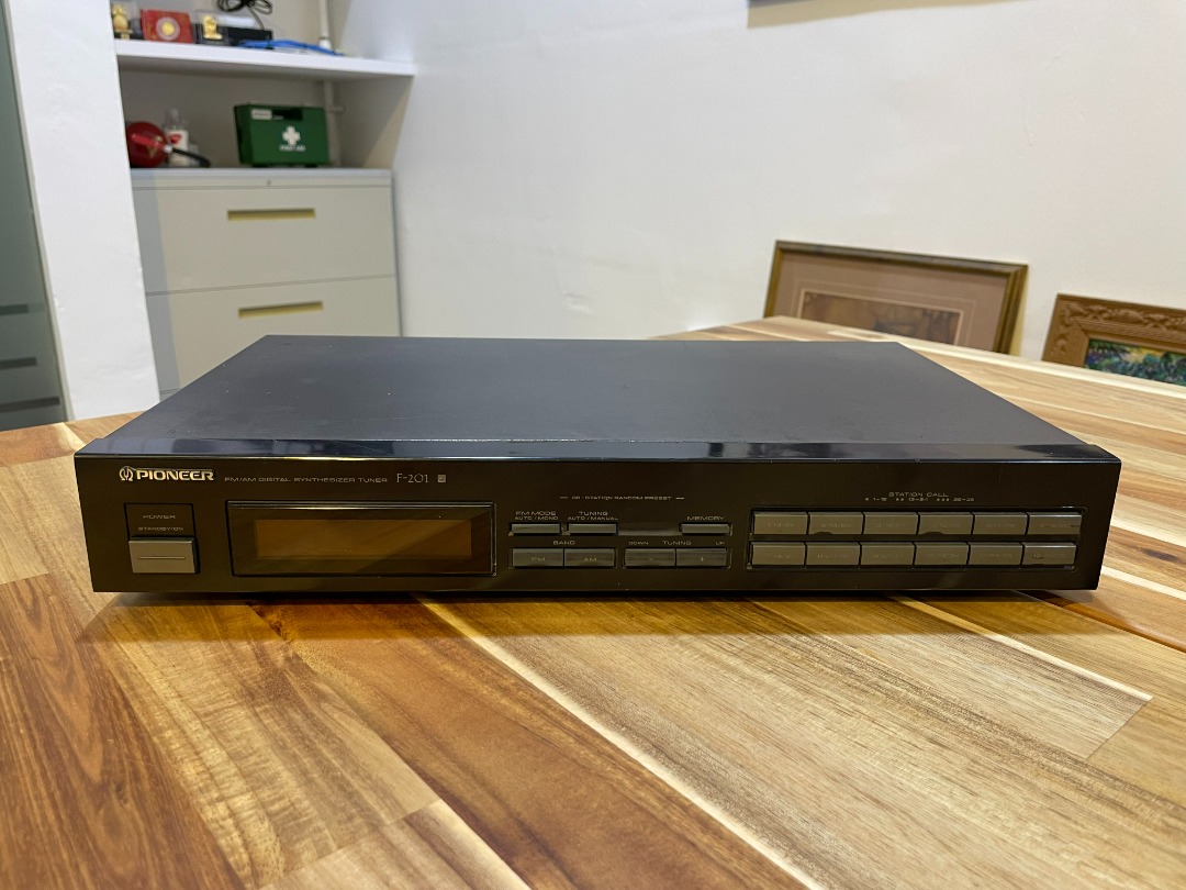 Pioneer synthesizer tuner TV Home Appliances TV Entertainment