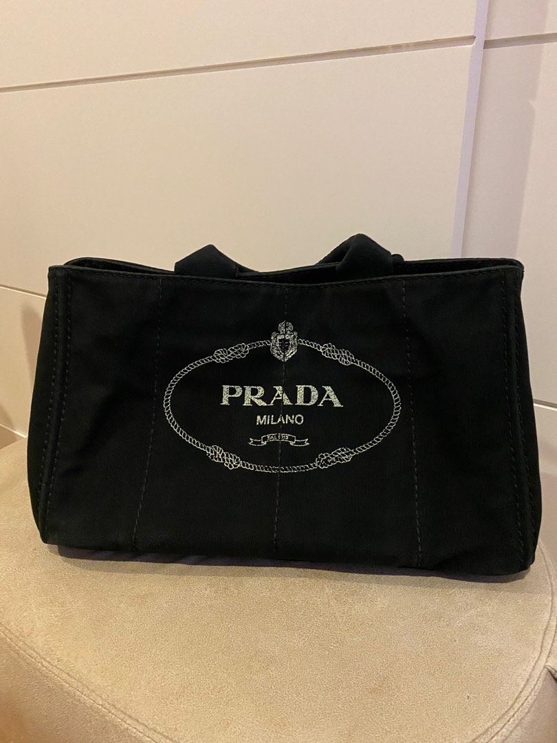 Prada 帆布包（無背帶款）不議價, 名牌精品, 精品包與皮夾在旋轉拍賣