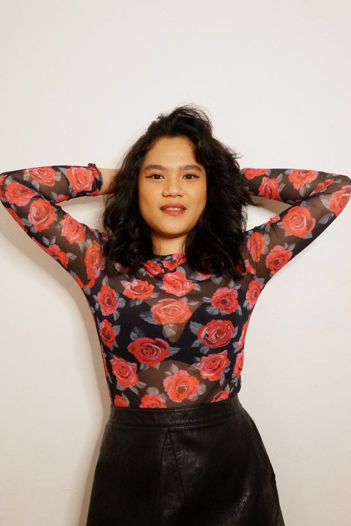 Roses H&M Top See Through (Category: Blouses) located in General Trias. Submitted by easy_finds (Listing ID 1251749579, Image 1). Description: Fits S-M.