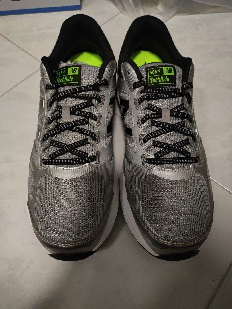 SAF New Balance Running Shoes NB 565v7 US 11 Men s Fashion