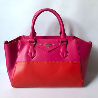 (Kategori: ) berada di . Dikirim oleh celineprelovedd (ID iklan 1251771493, Gambar 1). Deskripsi: .