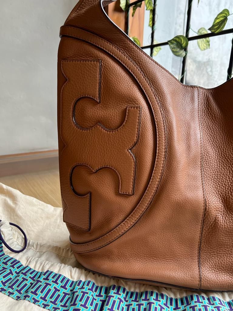 Tory burch sale all t hobo