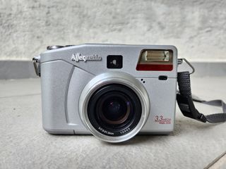 （分類：）位於 。 由 affordable_vintage 提交（商品編號 1251677282，圖片 1）。簡介： 。