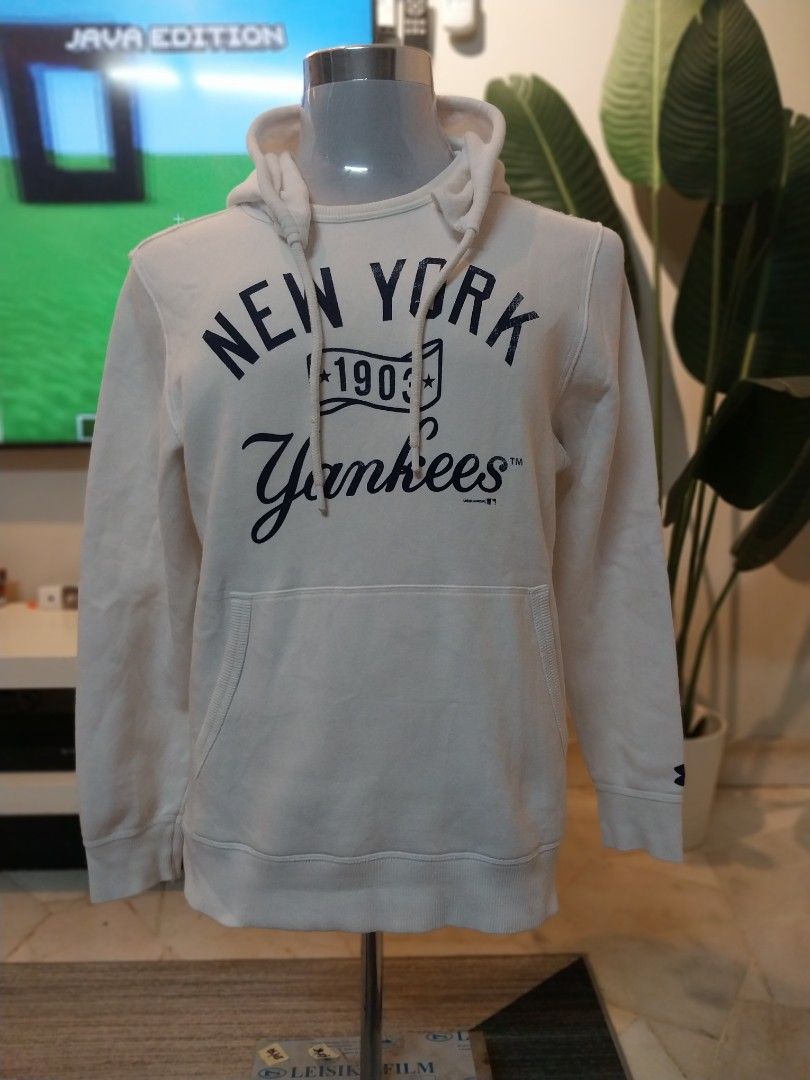 Under armour X NY Yankees Men s Fashion Tops Sets Hoodies on Carousell