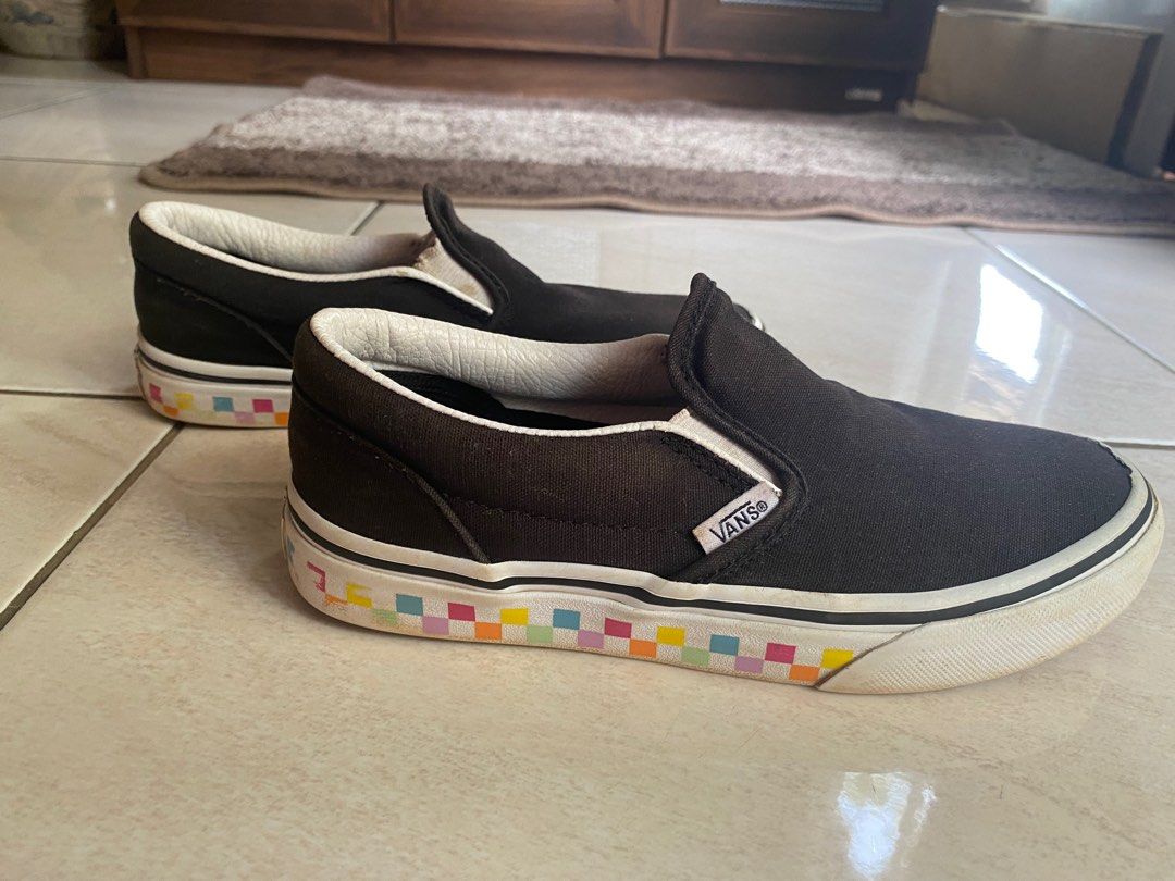 Vans slip on 32 clearance