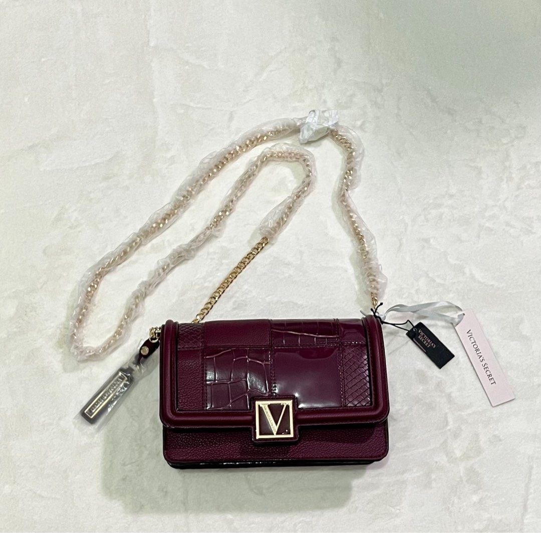 Victoria secret small sling bag, Women's Fashion, Bags & Wallets,  Cross-body Bags on Carousell