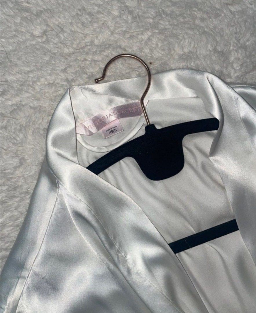 Victoria secret deals night robe