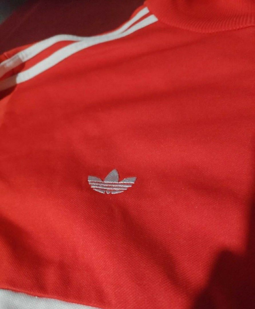Vintage Adidas Tracksuit (Category: Activewear) located in Quezon City. Submitted by keydieeee (Listing ID 1251782188, Image 2). Description: Vintage Adidas Tracksuit in red Minimal print cracks on the letters on the back of the tracksuit Pay thru GCash, meetup, or BDO bank transfer.