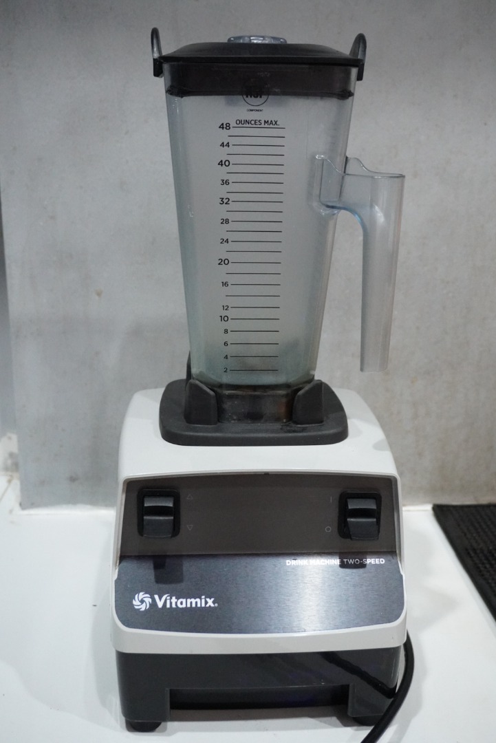 VITAMIX VM0104 HEAVY DUTY BLENDER