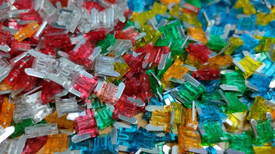 5 pieces Low Profile Mini fuse, Car Accessories, Accessories on Carousell