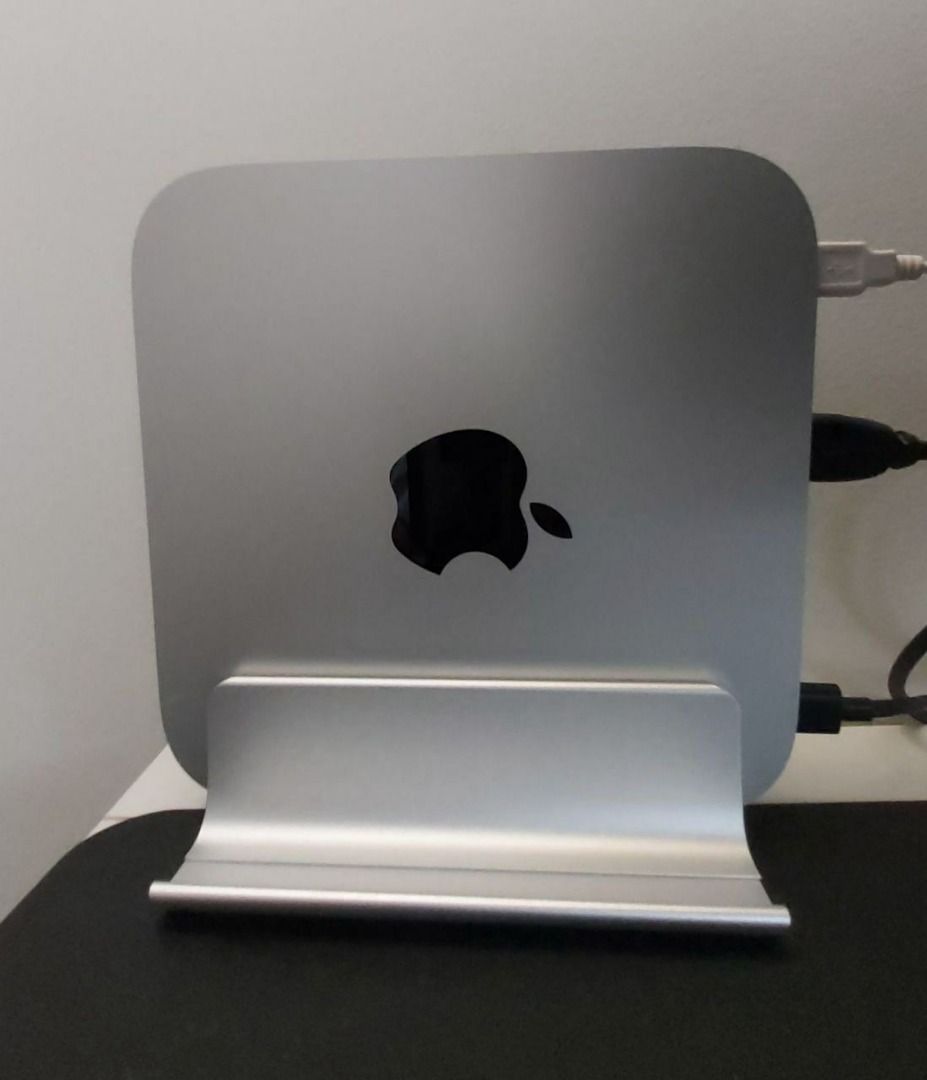 ✨ Mac Mini M1 (2021) with Xiaomi Screen, Magic Mouse 2, & Magic Keyboard 2 ✨ (Category: Desktops) located in Mandaluyong City. Submitted by snowtoled79645 (Listing ID 1246886082, Image 1). Description: - Mac Mini M1 8GB with 256GB SSD - Xiaomi Monitor 23.8 inches 1080P - Magic Mouse 2 with Charging Cable - Magic Keyboard 2 with Charging Cable - HDMI Cable Included.