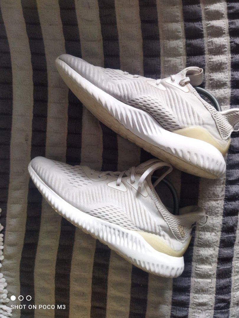 alphabounce em white