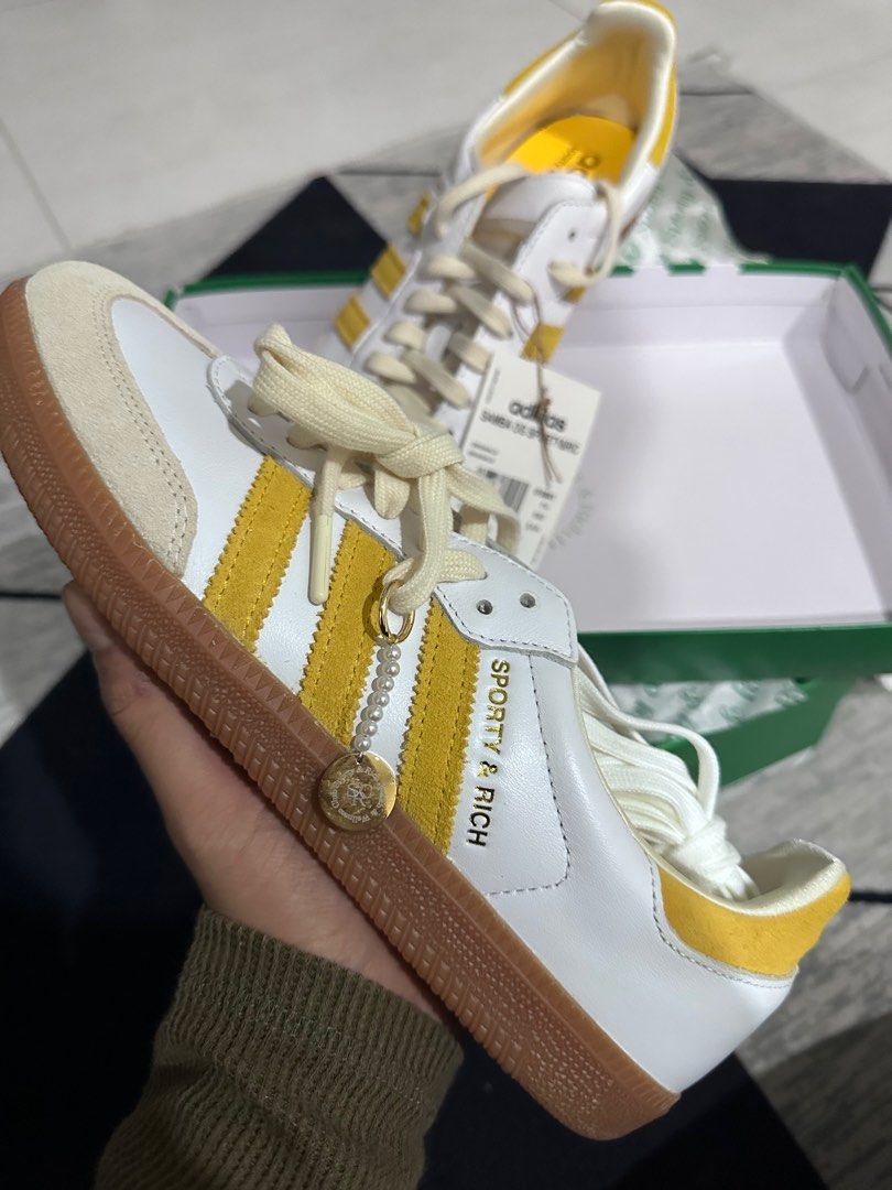 Adidas store samba hooligan