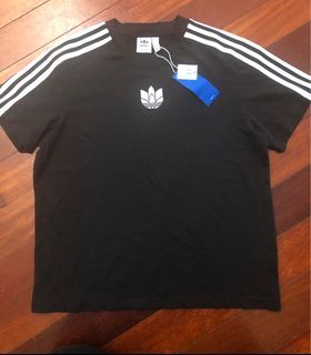 Adidas tshirt
