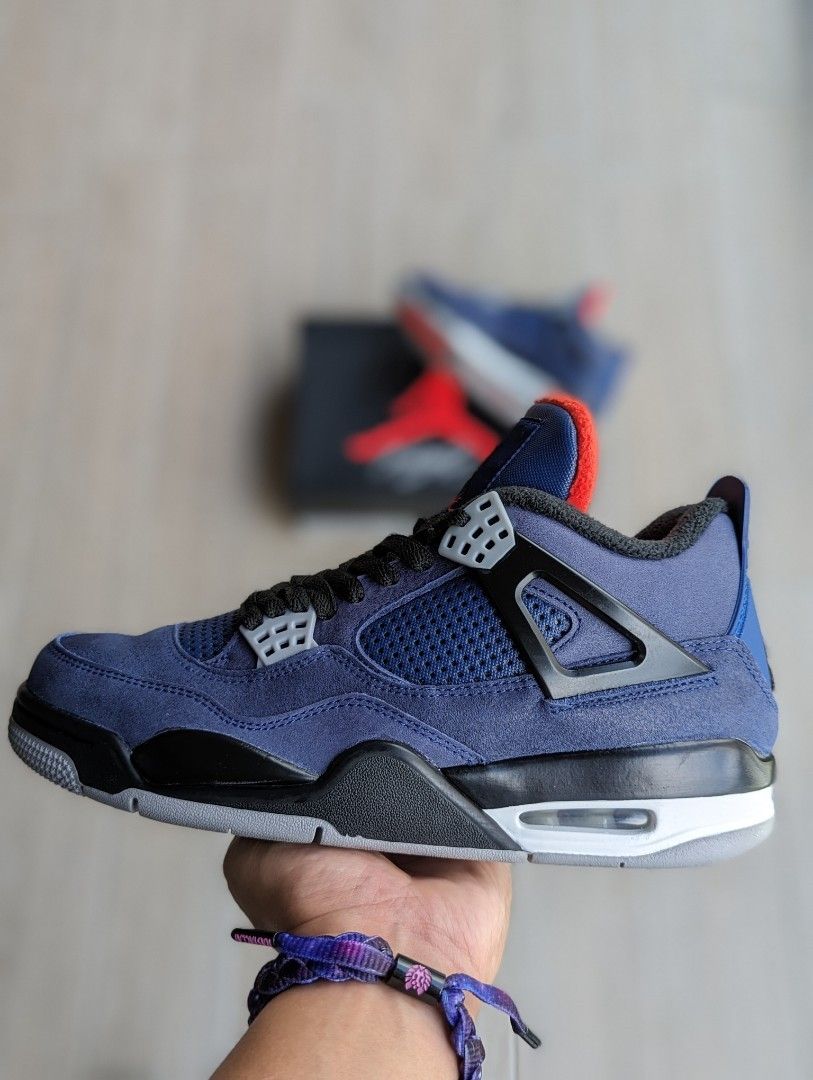 Loyal blue 4s shop