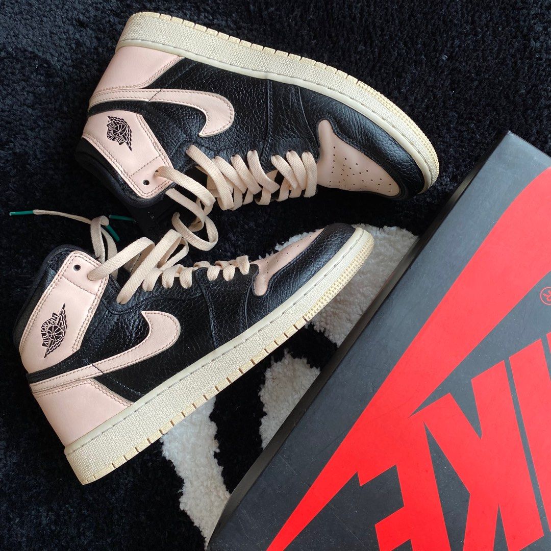 aj1 crimson tint