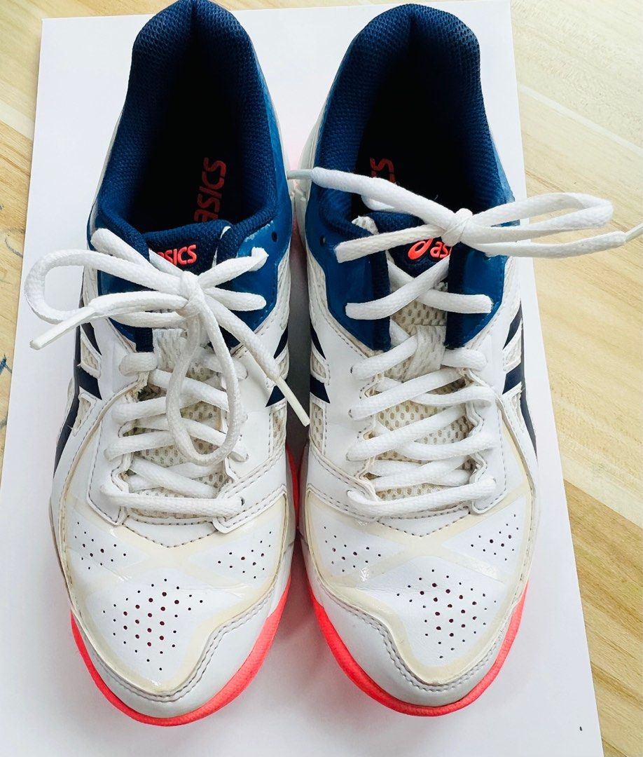 Asics junior cricket top shoes