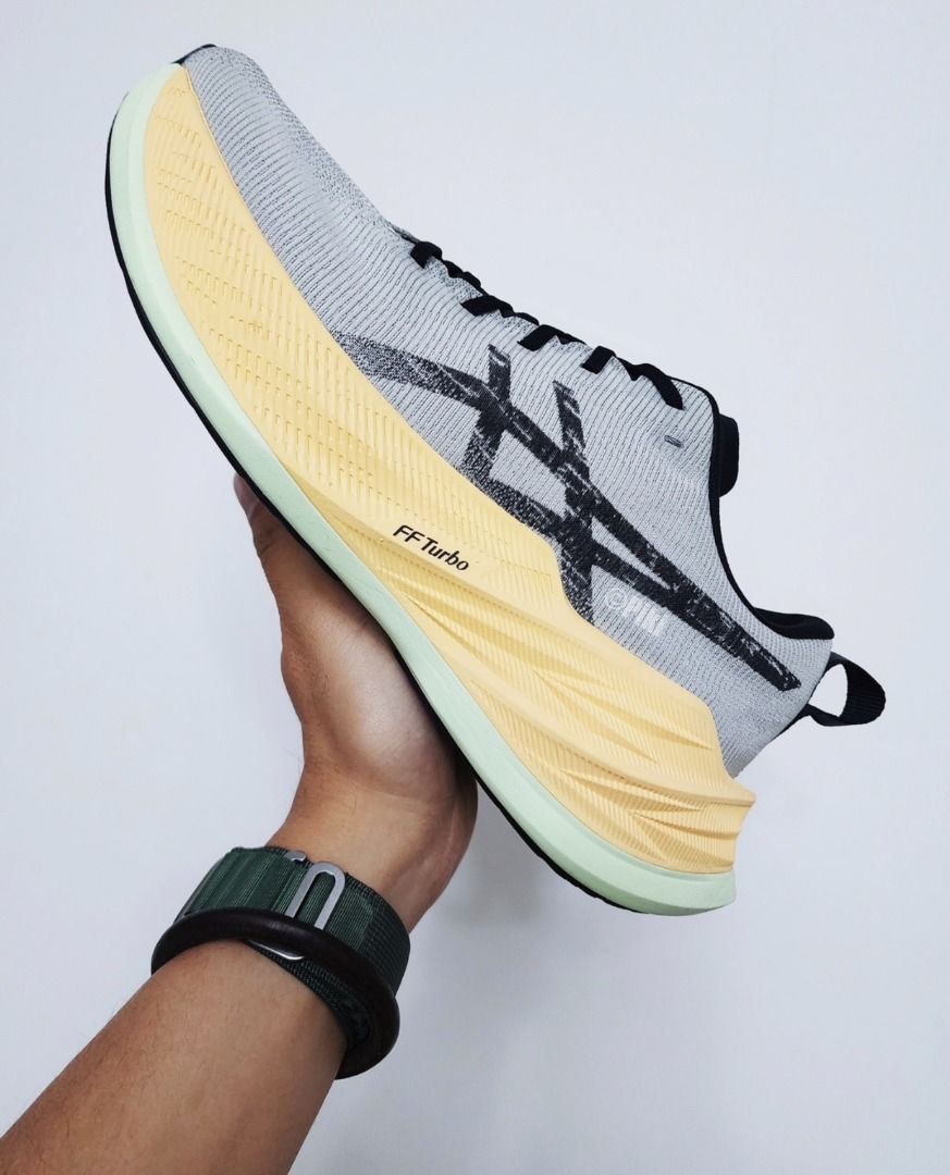 Asics Superblast 防滑耐磨低幫跑步鞋男女同款灰橙, 男裝, 鞋, 波鞋
