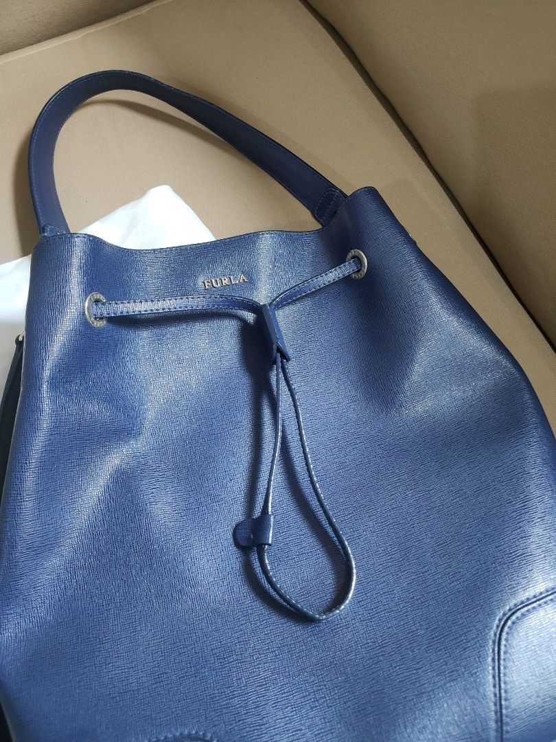 Authentic 100 dari butik Furla stacy M satchel bucket bag Fesyen