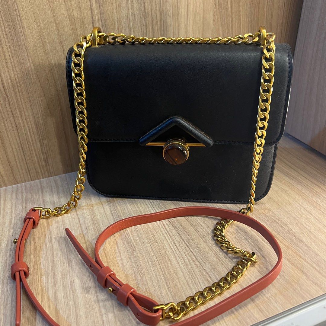 Original Charles & Keith Sling Bag, Women's Fashion, Bags & Wallets,  Shoulder Bags on Carousell