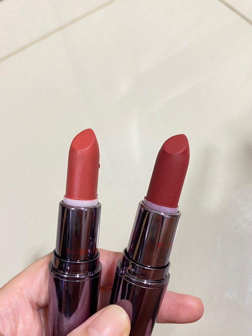Authentic MAC Cosmetics Bundle (A Small Pouch & Lipsticks) (Category: Makeup) located in Davao. Submitted by ayarpyow (Listing ID 1246877942, Image 3). Description: Authentic MAC Cosmetics Bundle Please read before purchasing: — What you see is what you will get. ▫️1 piece MAC Cosmetics Pink Glittery Small Pouch (brand new) ▫️ 2 pieces MAC lipsticks (unaware of the shade since we threw their boxes; both are used once!) You are purchasing a pre-ow